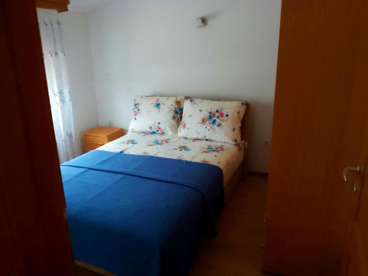 Apartman Josipa Peroj Buitenkant foto